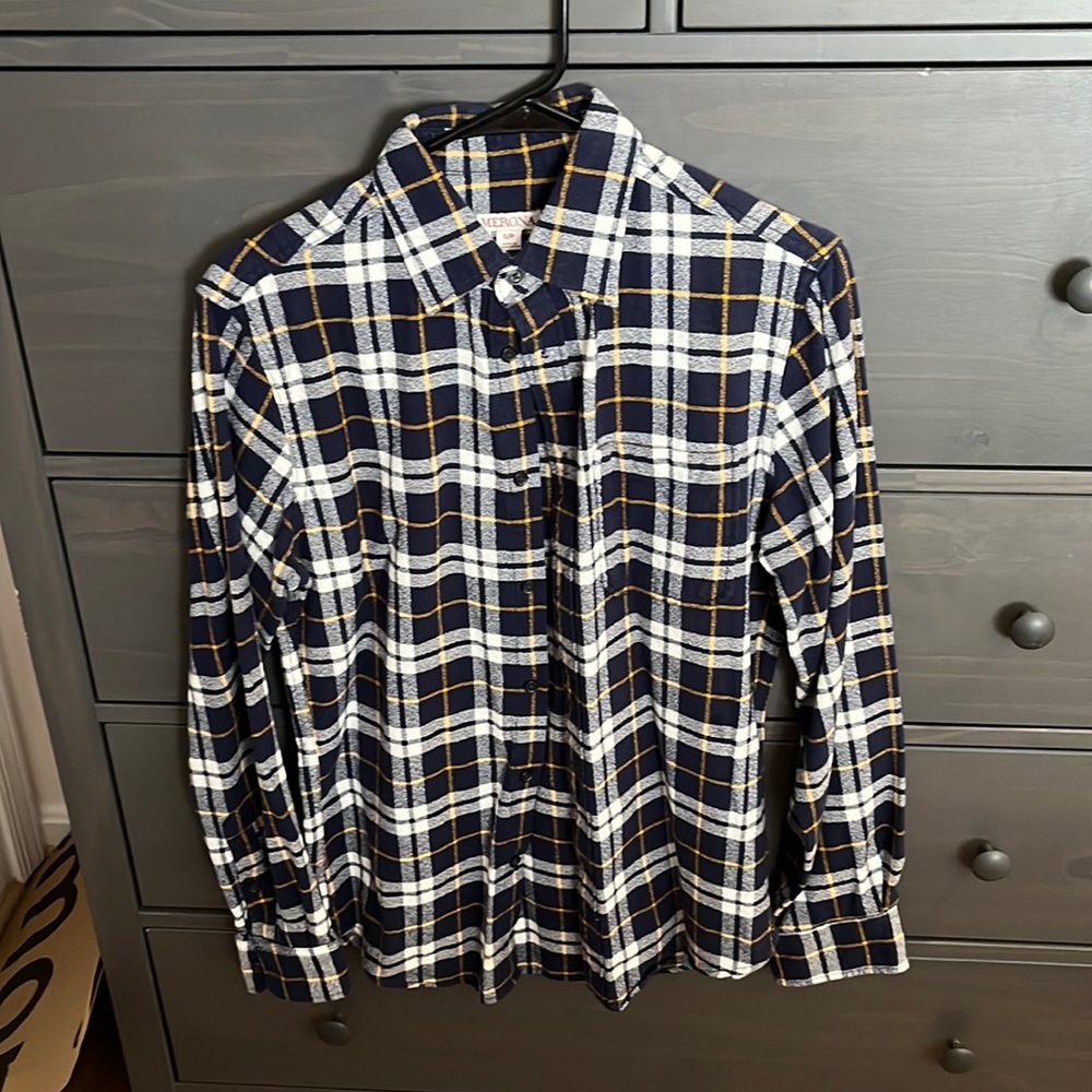 men’s Flannel Button Down